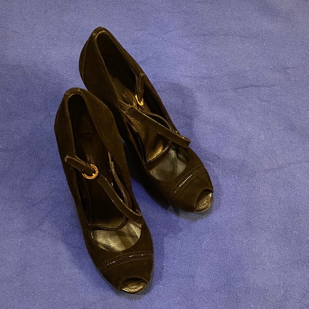 Louis Vuitton Black Peep-Toe Heels 37.5 - Picture 2 of 9